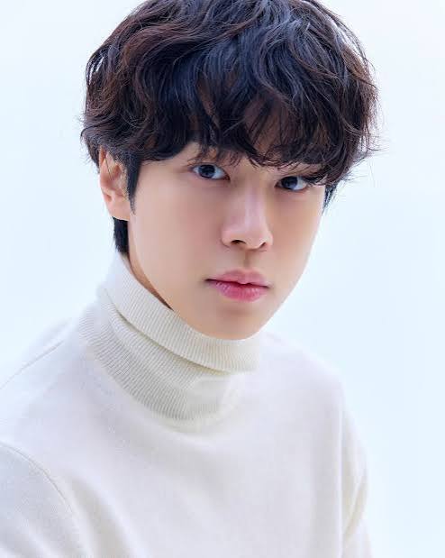 강유석